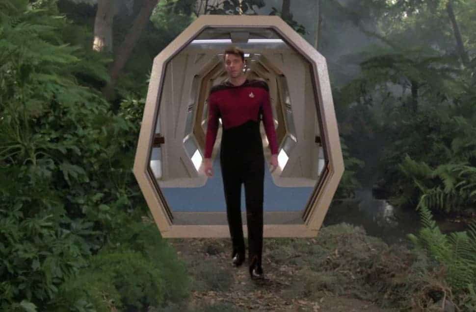 Virtual Reality and the Holodeck