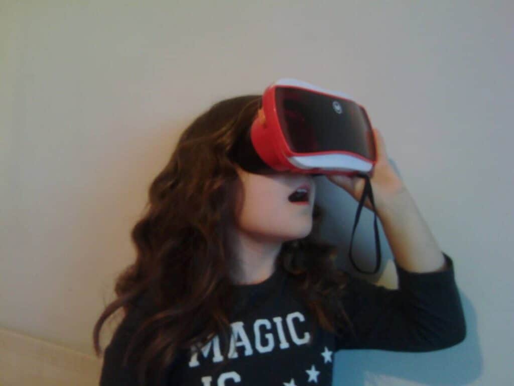 virtual reality and young children - my 9 year old niece Dayna with View Master