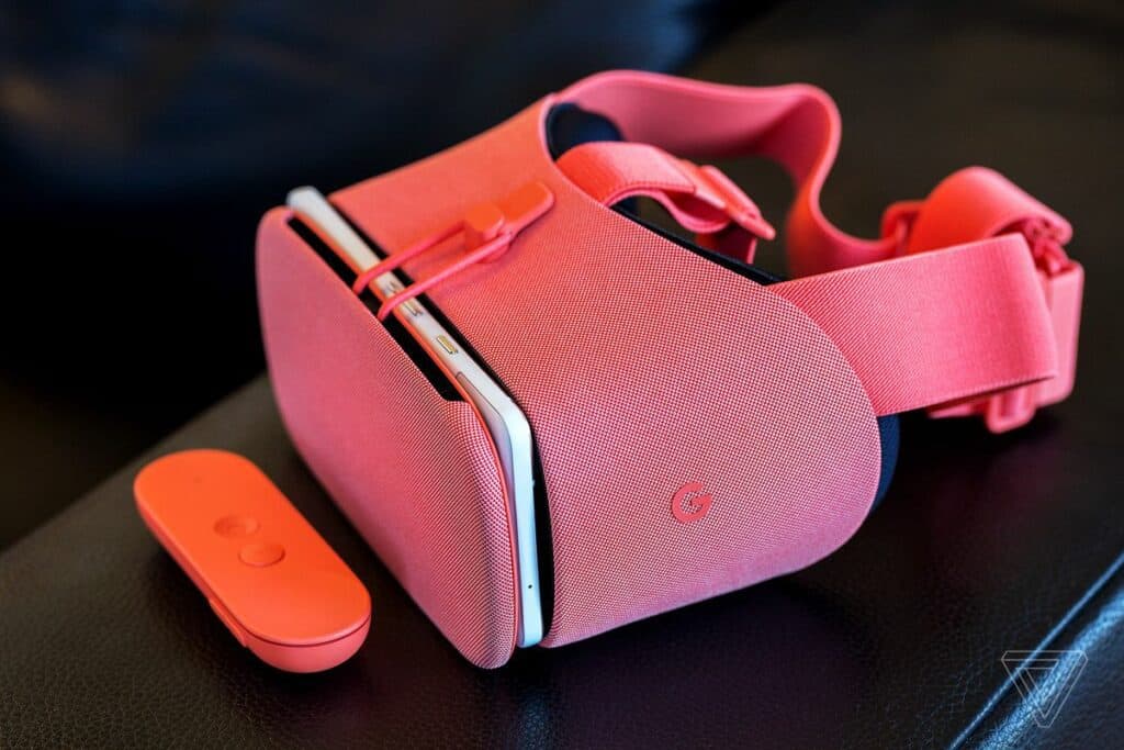 The New Google VR Headset New Colors, Better Lenses Digital Bodies