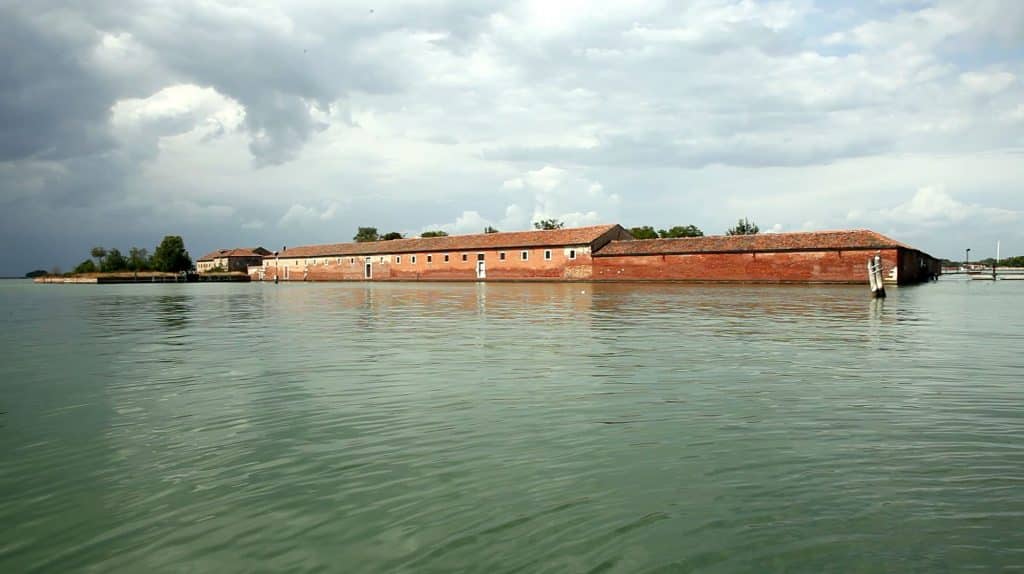 The “VR Island” Lazzaretto Vecchio, next to Lido.