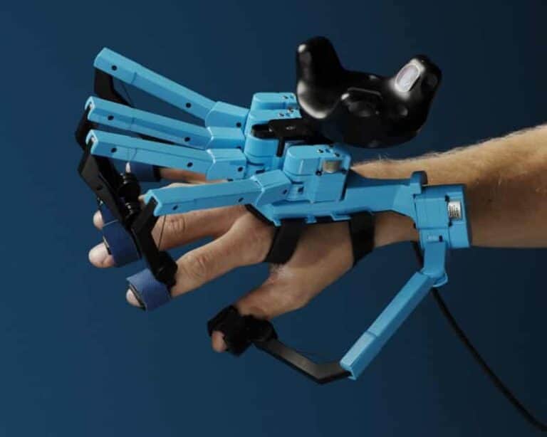 SenseGlove's Haptic Gloves Touching the World in VR Digital Bodies