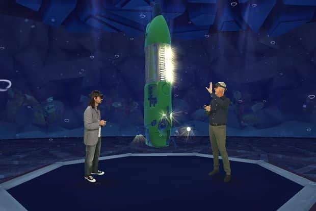 A Microsoft Mesh based holographic version of Alex Kipman, Microsoft's AI and mixed-reality technical fellow, with James Cameron’s equivalent.